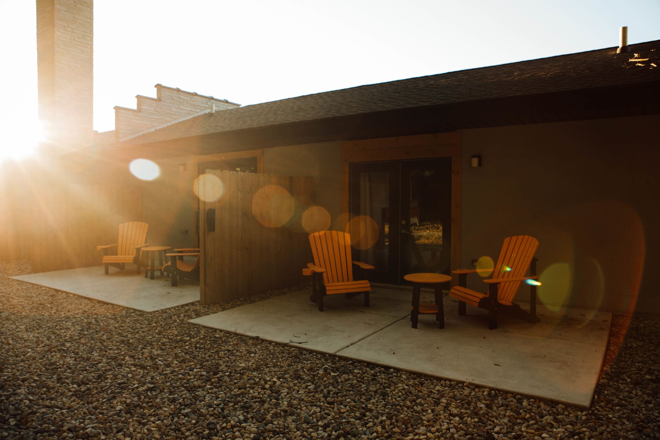 Home 4411 Inn & Suites Northwest Indiana Contemporary Hotel